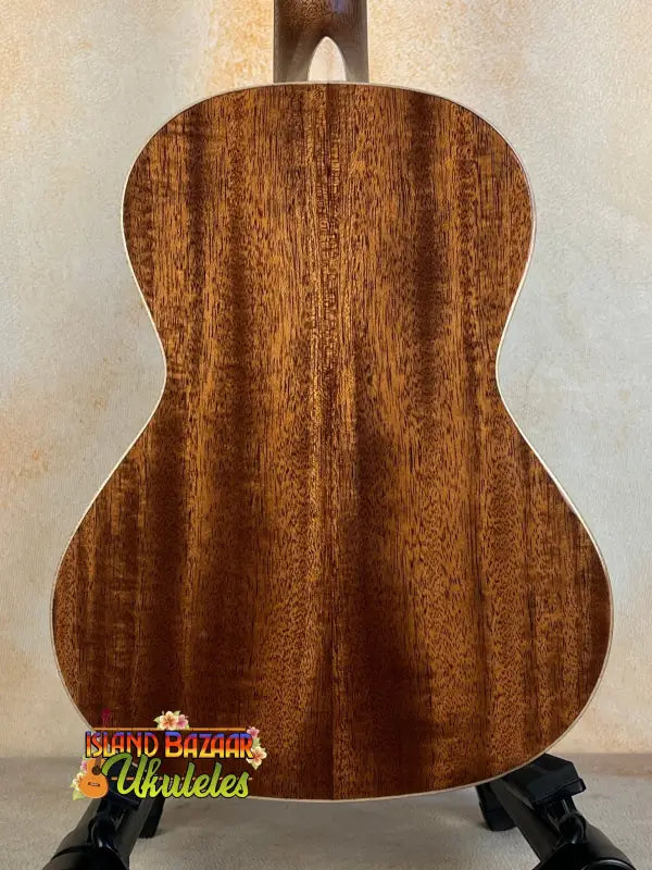 Kala KA-SMH-TG Solid Mahogany Tenor Ukulele with rich mahogany grain patterns