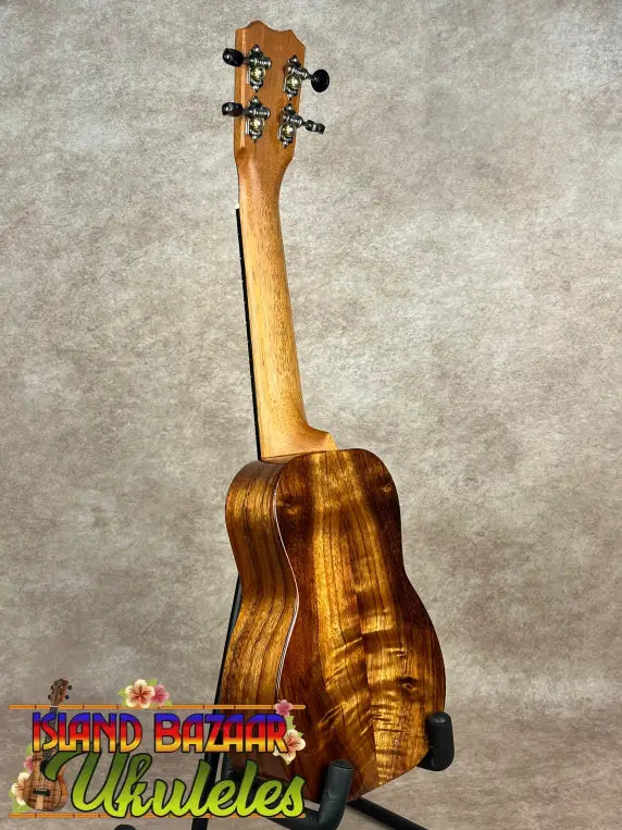 Kanileʻa K-1 Soprano Ukulele in premium Hawaiian koa with glossy finish and tuning pegs
