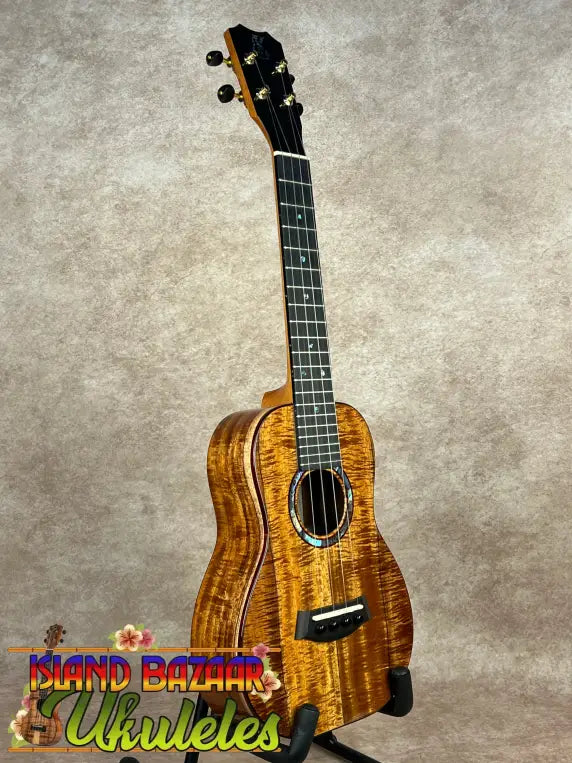 Kanileʻa KPA-C Master Concert Ukulele in Hawaiian Koa with iridescent soundhole inlay