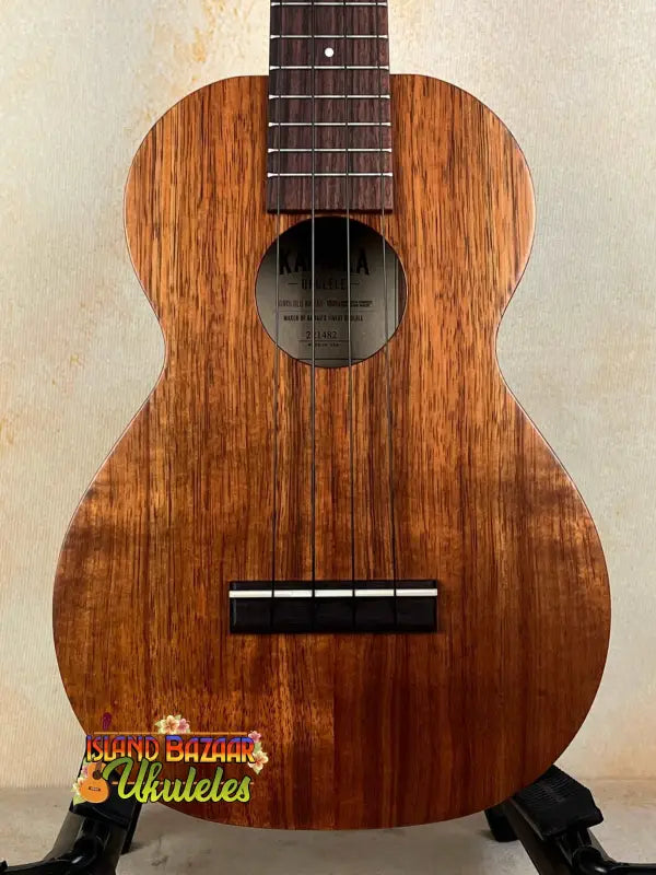 Beautiful Kamaka Concert Ukulele HF-2 in solid koa with rich brown grain patterns