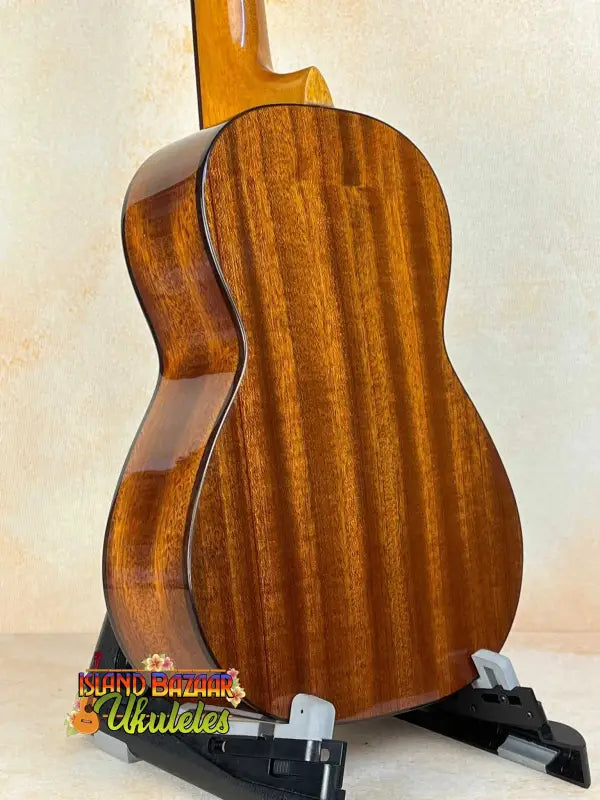 Classical acoustic guitar with rich mahogany back for Ohana CK-35G Solid Mahogany Concert Ukulele