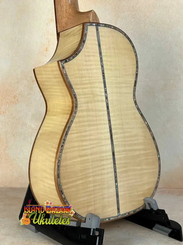 Acoustic guitar with flamed maple back and binding, ideal for Ohana CK-75CG Concert Ukulele