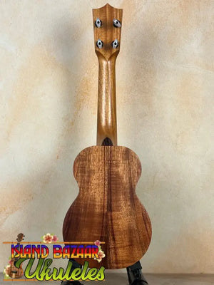 Beautiful Kamaka Soprano Ukulele HF-1 with solid koa wood finish and deluxe hardshell case
