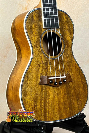 Beautiful Concert Mango Ukulele with rich grain, ideal for mango ukulele beginners