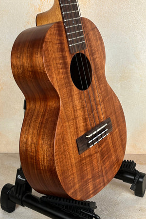 Kamaka HF - 3 Tenor Ukulele - Iconic Hawaiian Craftsmanship & Premium Tone - Island Bazaar Ukes