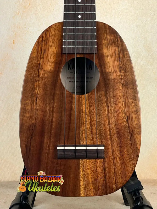 Kamaka HP-1 Pineapple Soprano Ukulele in solid Hawaiian koa wood with hard case