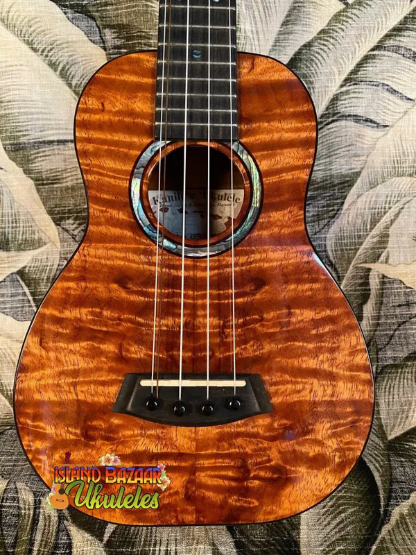 Beautiful Kanile’a 5-String Super-Concert Ukulele KPA-C-SC with figured Koa wood grain