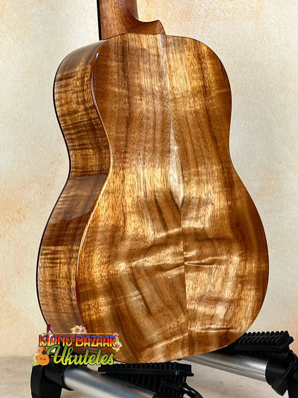 Kanileʻa Honus Tenor ukulele showcasing beautiful koa wood grain patterns