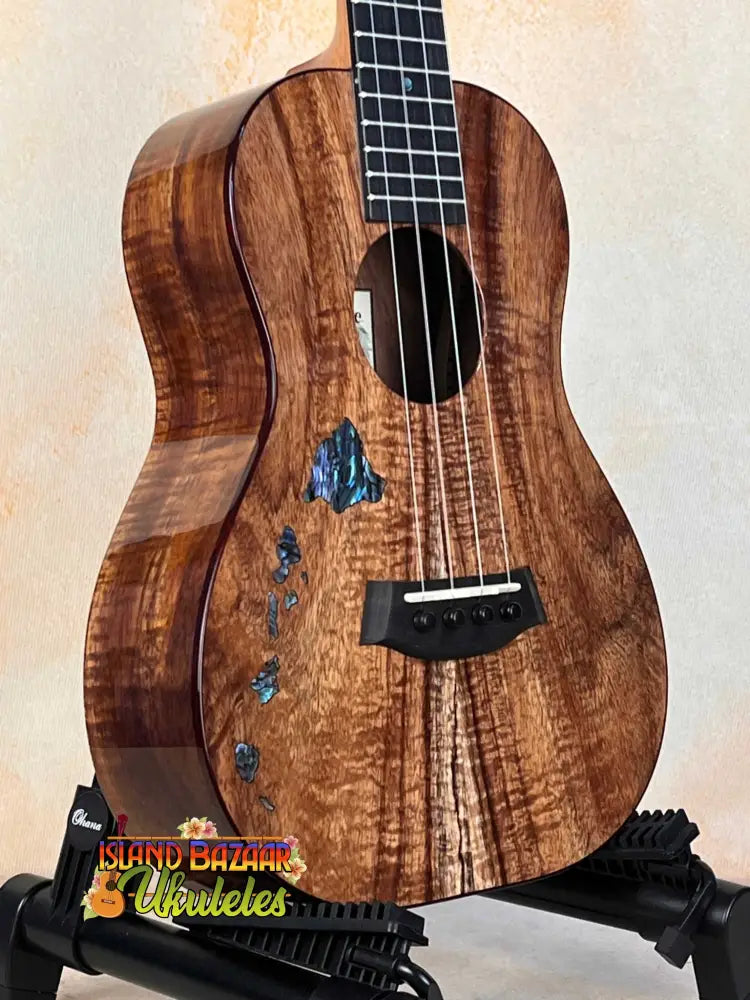 Beautiful Kanile’a ISL-T Hawaiian Islands Tenor Ukulele made of premium koa wood