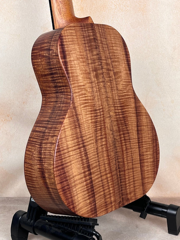 Kanile'a Super Tenor Ukulele - Premium Koa, Silk Finish with Hard Case - Island Bazaar Ukes