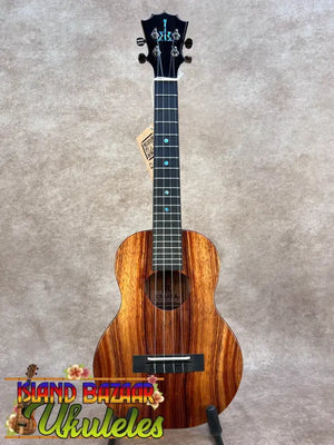 Koaloha ktm-00 tenor ukulele with hawaiian koa wood featuring rich zebra grain and authentic hawaiian sound with hard case