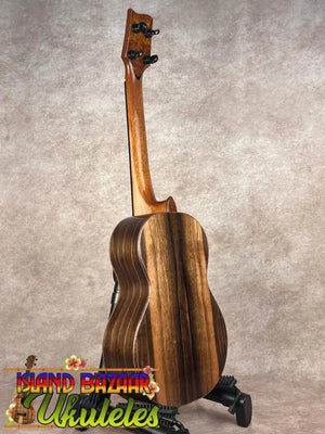 Phil Henderson PCH Tenor #70 Black Bear with bearclaw Sitka