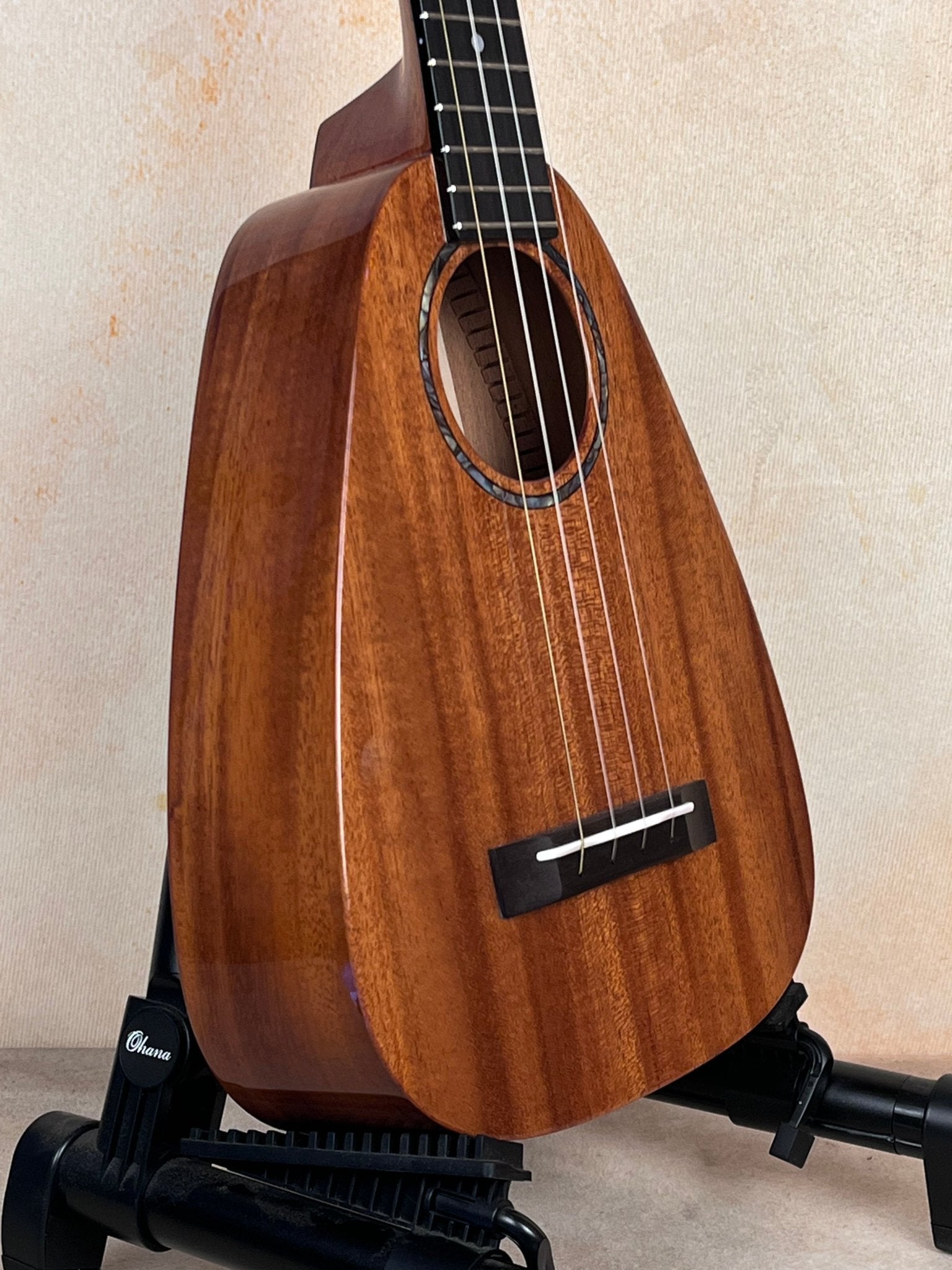 Pepe Romero TTM - 23032 Tiny Tenor Mahogany - Portable, Full Tenor Sound - Island Bazaar Ukes