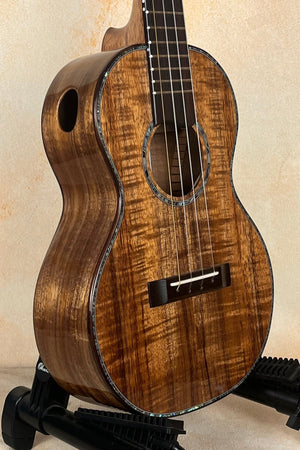 Phil Henderson Ukuleles: 