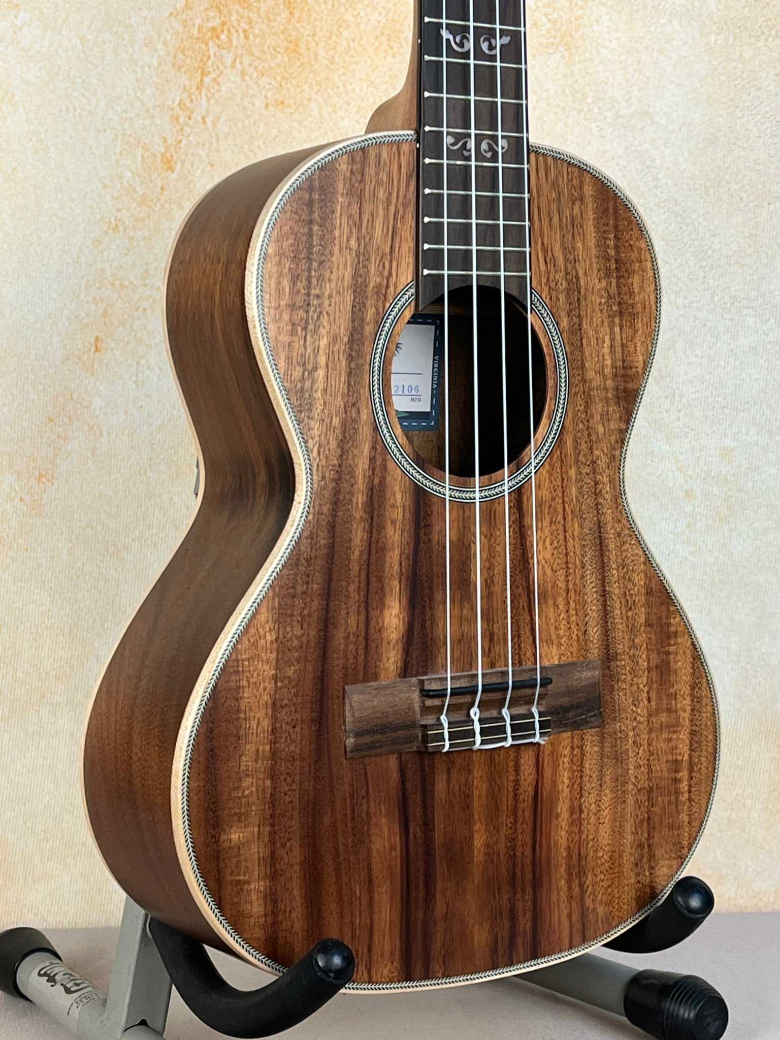 Kala KA-SA-T Acacia Tenor Ukulele All Solid Acacia Similar to Koa - Island Bazaar Ukes