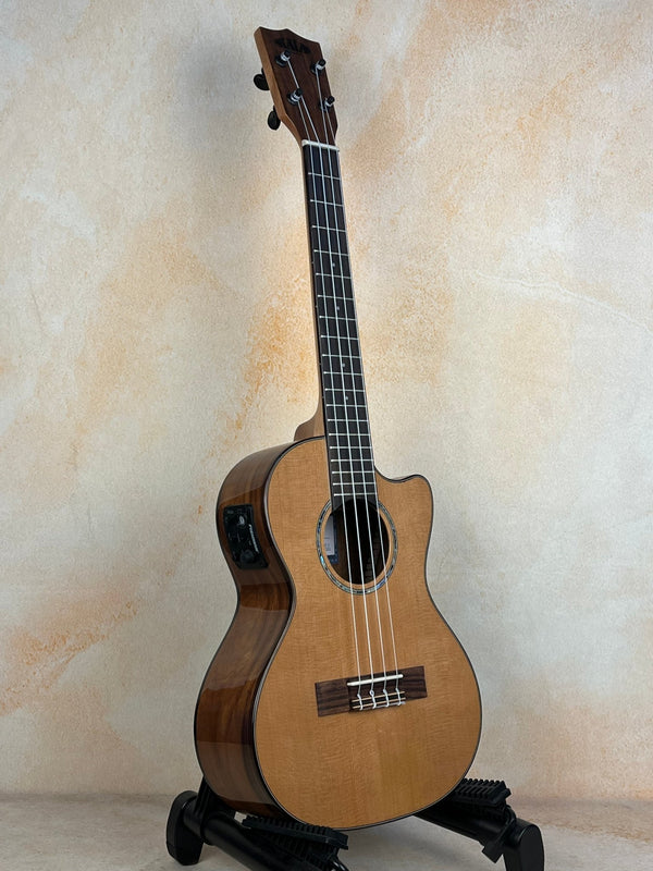 Kala KA-SCAC-T-CE Tenor Ukulele Cedar & Acacia Tenor Cutaway & EQ - Island Bazaar Ukes