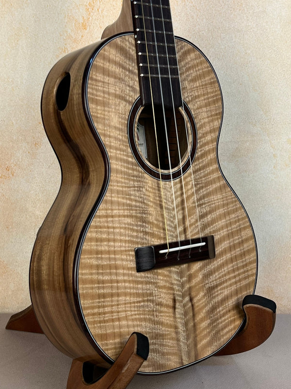 Phil Henderson Tenor Ukulele | Custom-Made Blond & Chocolate Myrtle - Island Bazaar Ukes